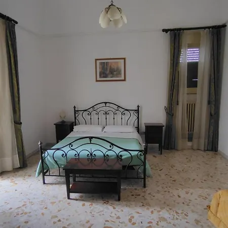 Casa Resci - Dimora Del 1884 Bed & Breakfast Tricase