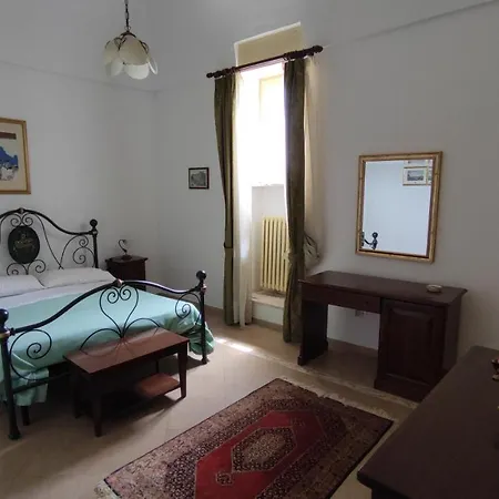 Casa Resci - Dimora Del 1884 Bed & Breakfast Tricase